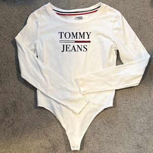 NWOT Tommy Jeans White Long Sleeve Cotton Blend Bodysuit. Size XSmall